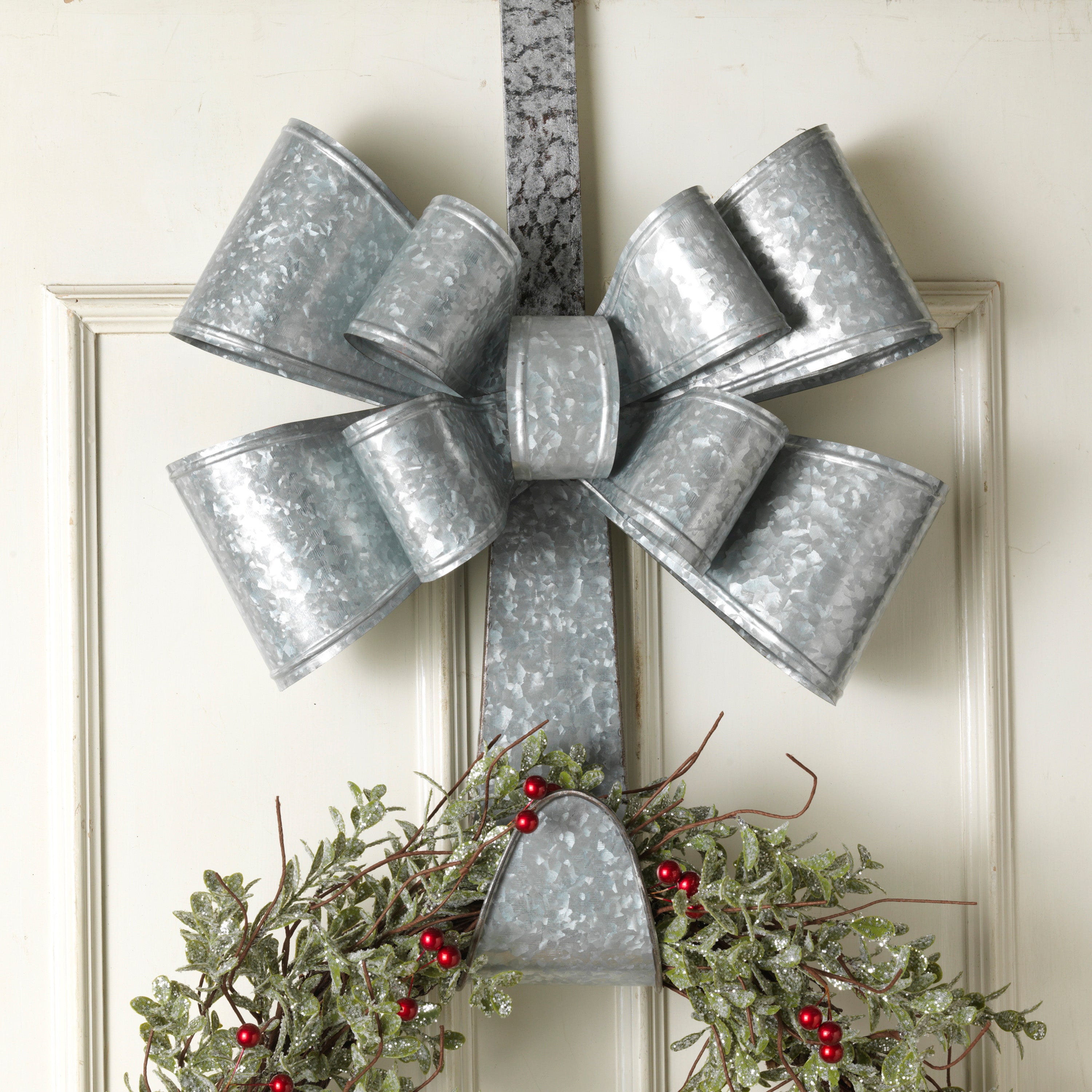 Silver Metal Christmas Holiday Door Wreath Hanger Decor